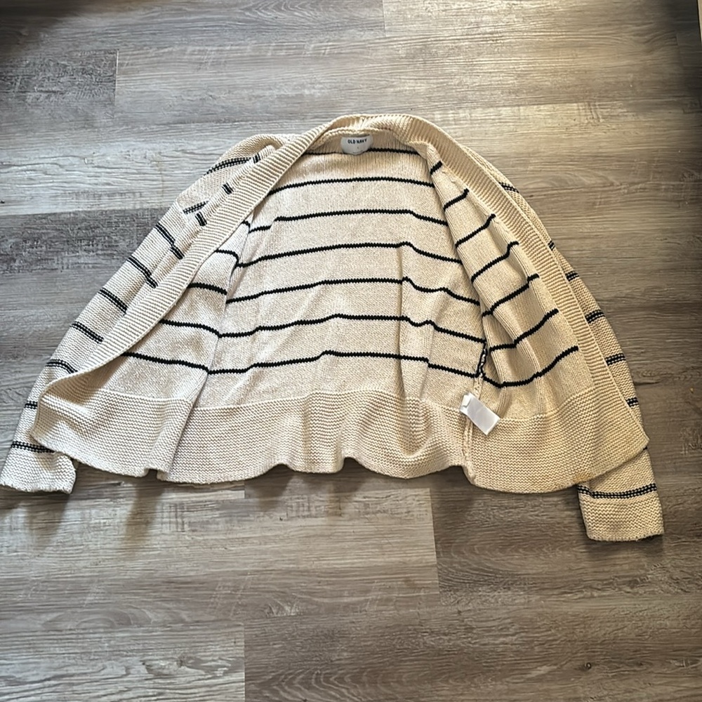 Old Navy Textured Open Front Cardigan Sweater - Picture 3 of 6